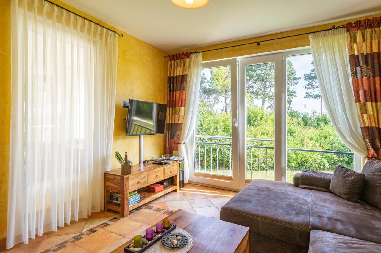 Ferienwohnung Romantica Am Strand Von Juliusruh Exterior photo